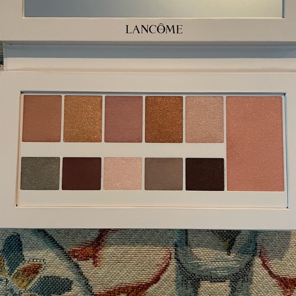 Lancome Holiday 2023 Eye & Face Pallette - Picture 3 of 6
